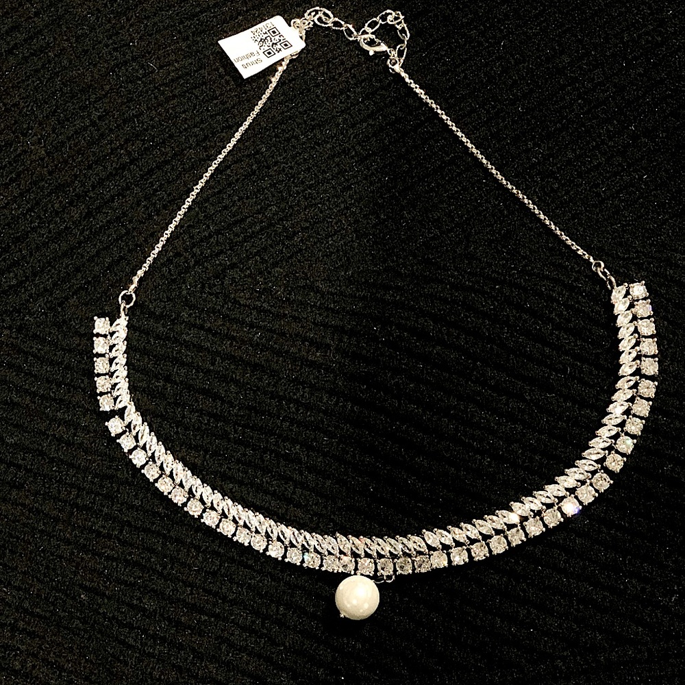 Diamond  jewelry necklace. Can be bought separately!